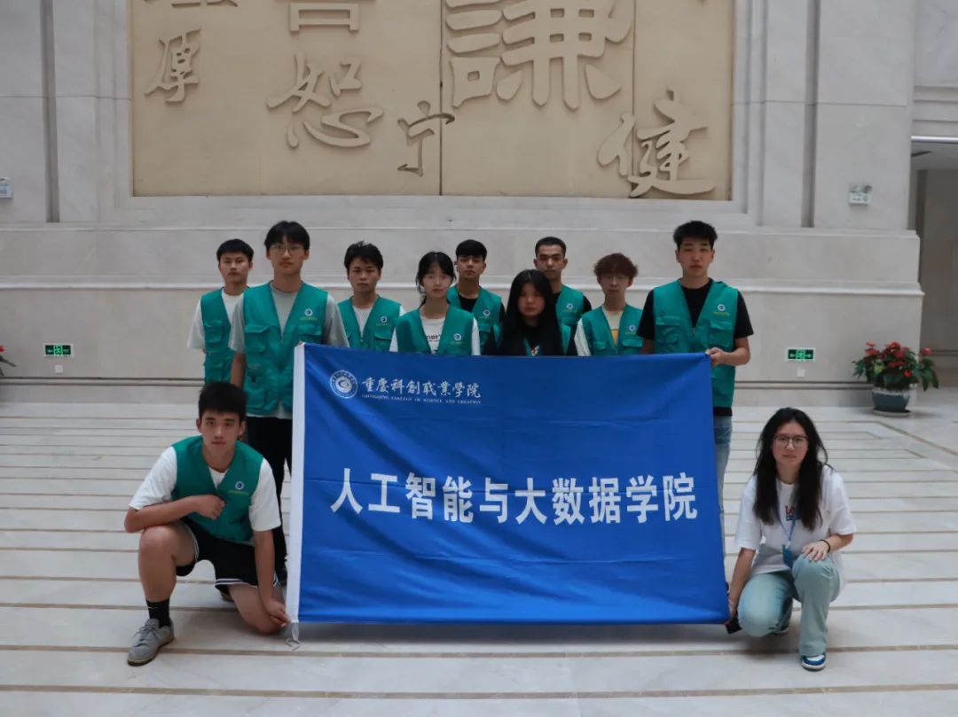 fe92f606c305abd694f410b52bd3fb5f.jpg